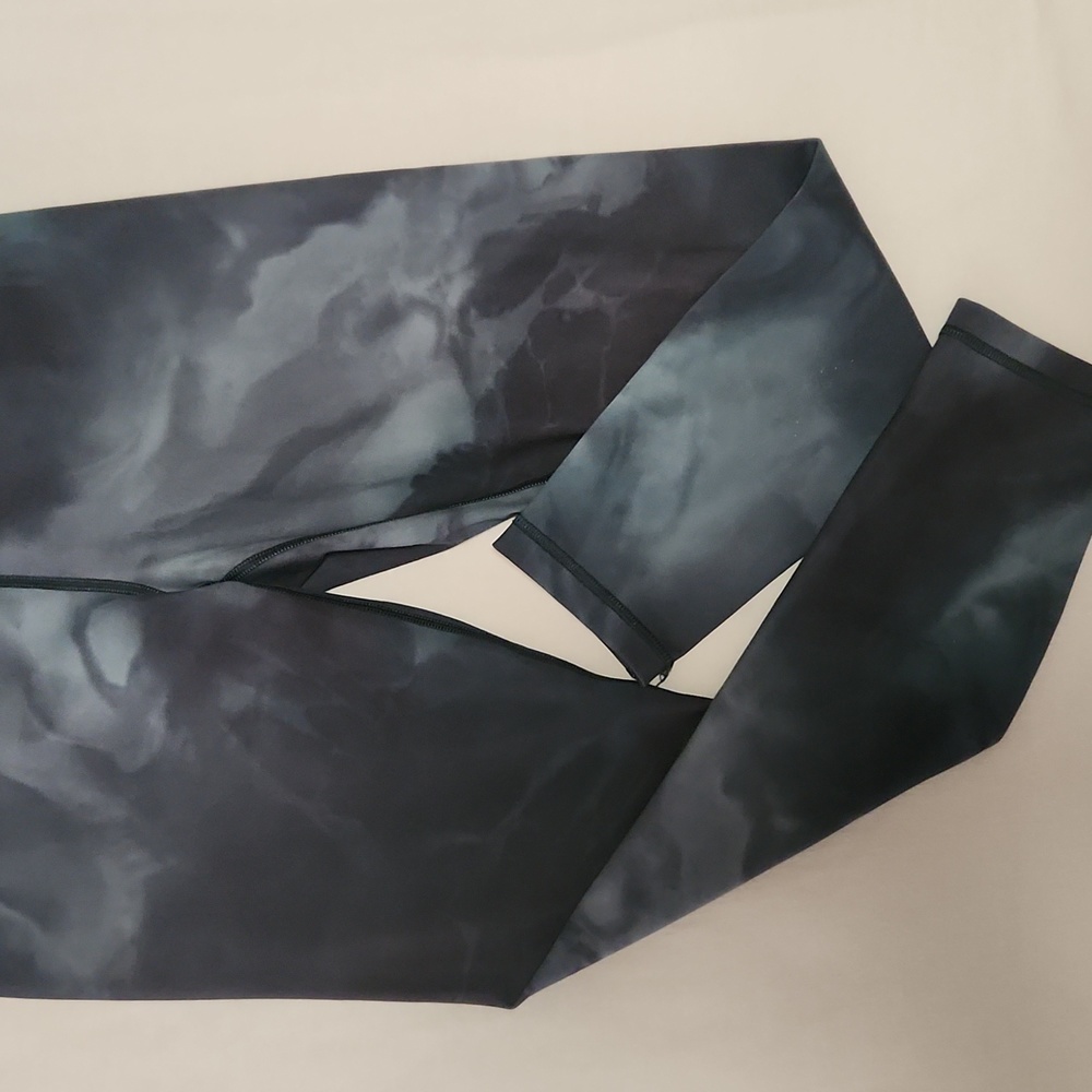 Athleta leggings size S, green and black.